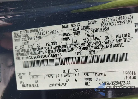 2013 Ford Escape Titanium z USA, uszkodzony, nr VIN 1FMCU9J91DUC65913